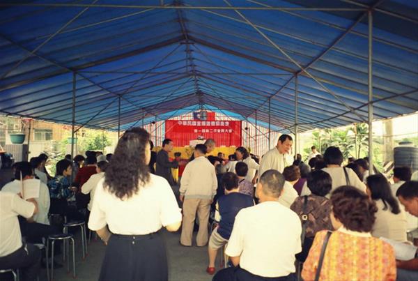 r001-011.jpg