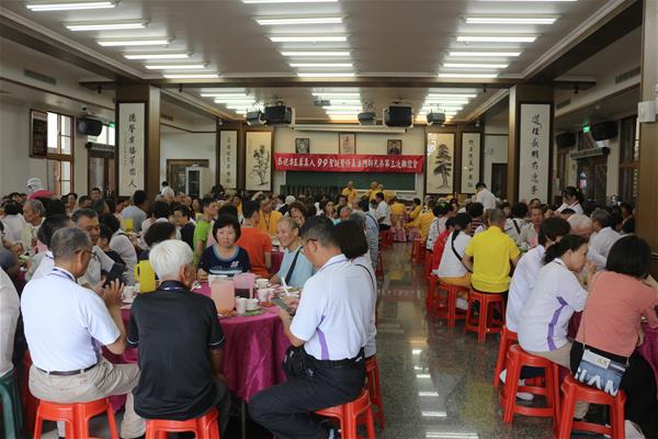 師尊聖誕用餐4